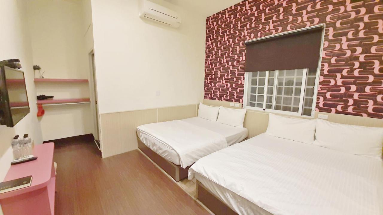 Home Sweet Beach Hotel Xiaoliuqiu Esterno foto